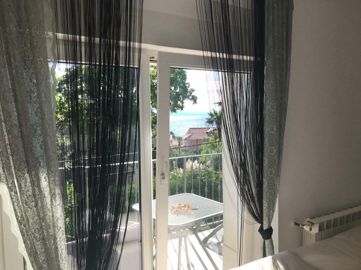 Penthouse Lejlighed Lovran Eksteriør billede